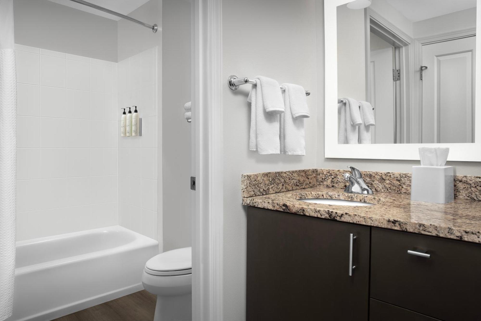 Towneplace Suites By Marriott Franklin Cool Springs Экстерьер фото