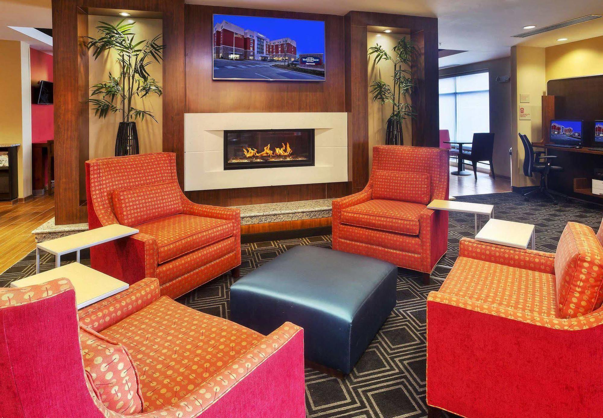 Towneplace Suites By Marriott Franklin Cool Springs Экстерьер фото
